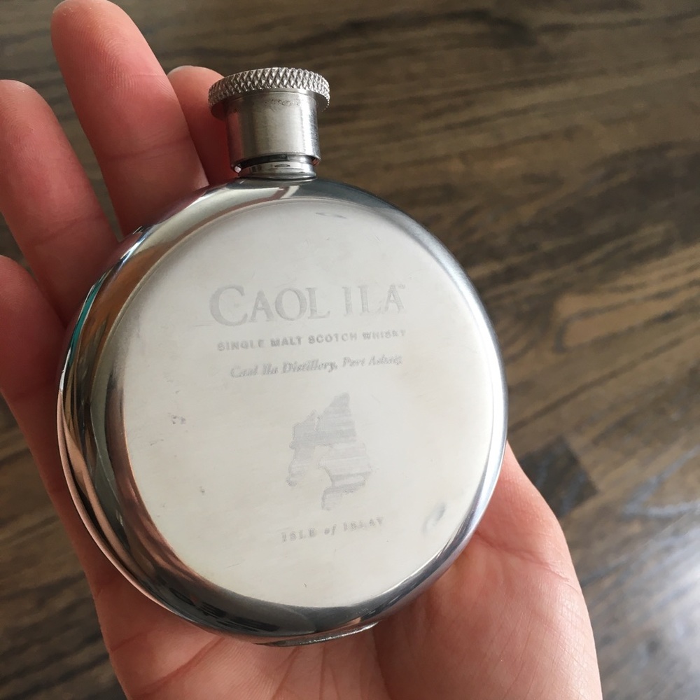 CAOL ILA scotch whiskey flask